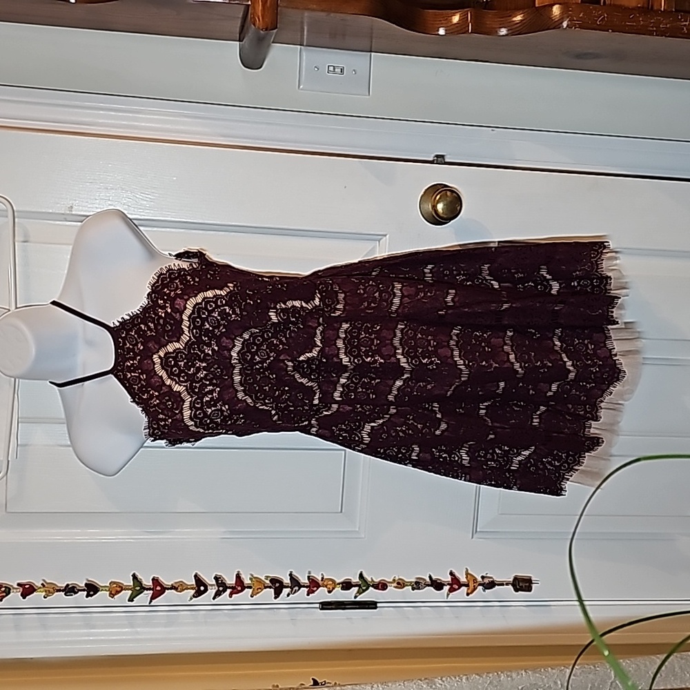 Francesca's dress, NWT, XS, high neck, bare shoulders, lacey maroon color
